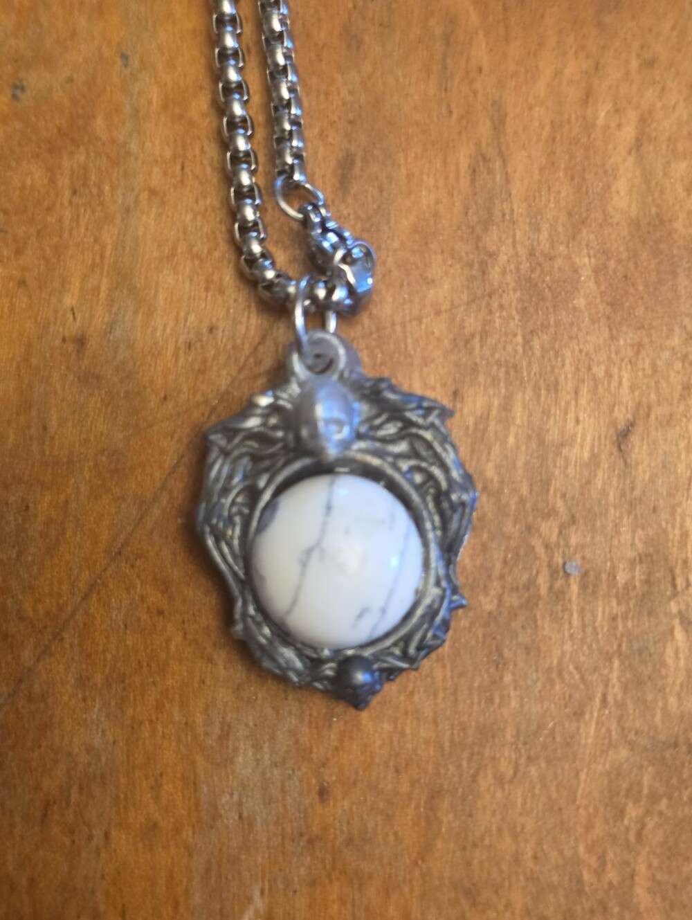 Silver Resin Goth Frame With Howlite Gemstone On Silver-tone Chain Necklace